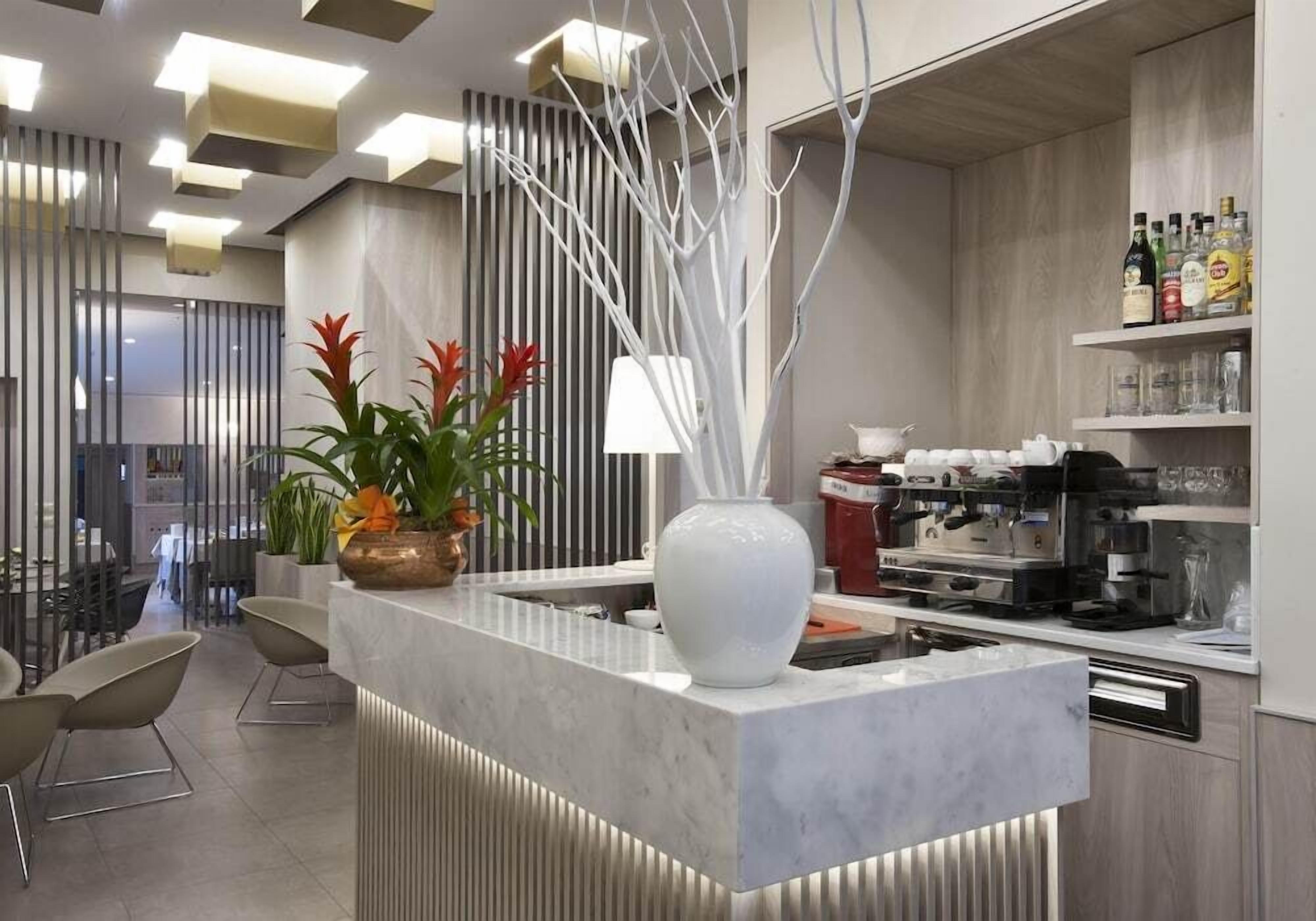 Hotel Gamma, Milan